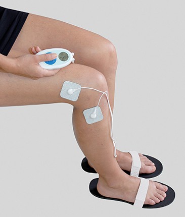 Reizstromgerät mit Fußsohlenpads
